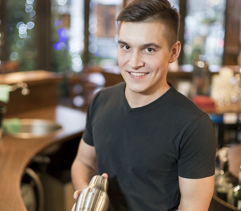 Studenci i uczniowie mogą zarobić więcej. ZUS podniósł limity dla pobierających rentę rodzinną