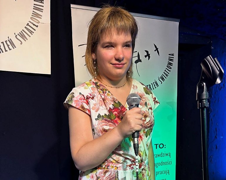 Głos, który otwiera oczy. Weronika Stepczyńska zaśpiewa w Światłowni