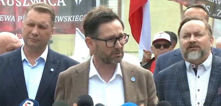 Daniel Obajtek chciał dołączyć do protestujących w Solino. Doszło do szarpaniny