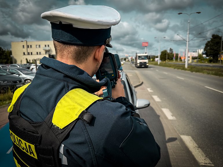 Mniej wypadków, ale zagrożenia wciąż są. Policja podsumowuje pierwszą połowę wakacji