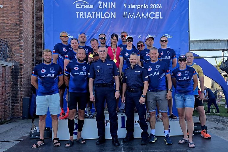 Podwójne złoto dla Bydgoszczy. Policjanci najlepsi w mistrzostwach Polski w triathlonie