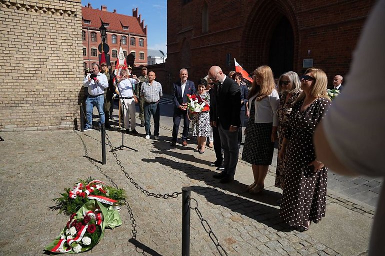 80 lat temu rozstrzelano ich w toruńskim więzieniu. Do dziś nie mają własnych grobów