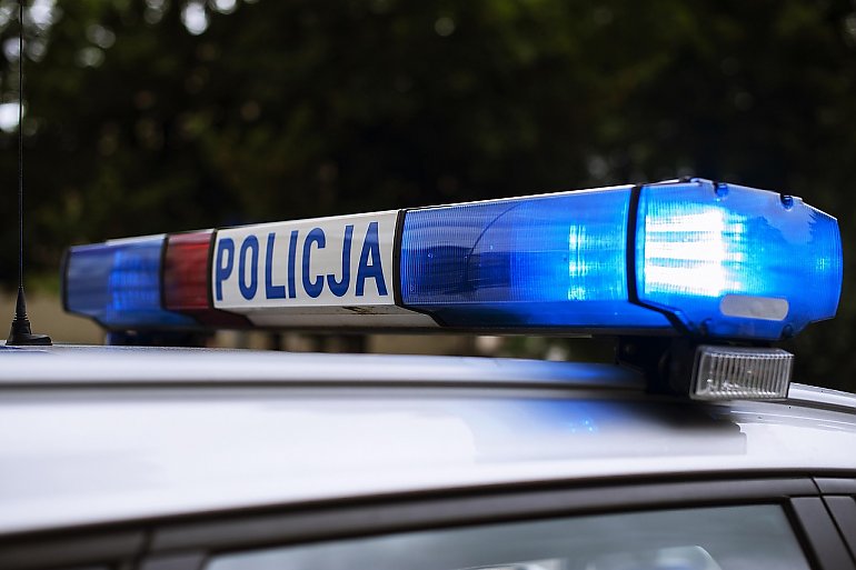 Kradzież biżuterii w bydgoskiej galerii. Policja szuka sprawcy