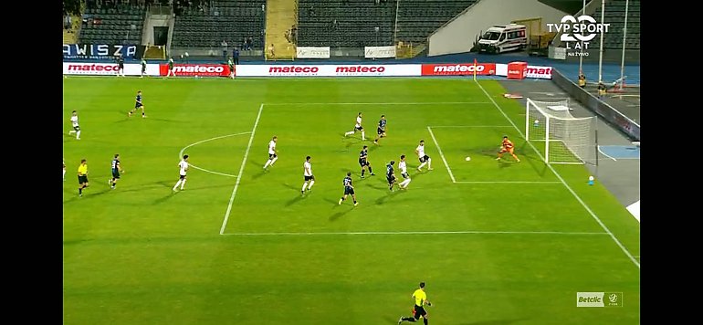 Zawisza umocnił się w czołówce Betclic 2. ligi. Odesłał z kwitkiem Legię Warszawa