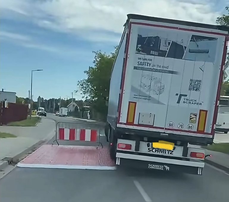 Wysepki mają... utrudnić przejazd ciężarówkom? ZDMiKP odpowiada na zarzuty z Rupienicy
