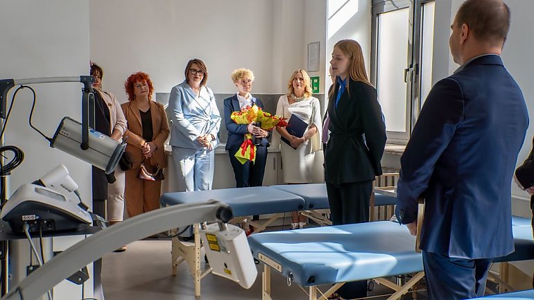 Nowy Instytut Fizjoterapii otwarty w Bydgoszczy. Studenci będą korzystać m.in. z wirtualnych stołów 3D