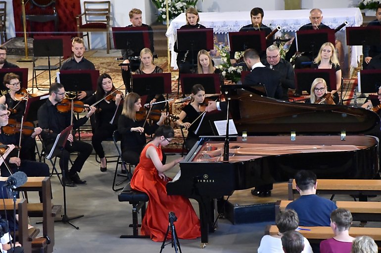 Młodzi pianiści pokazali w Bydgoszczy, co potrafią [GALERIA]