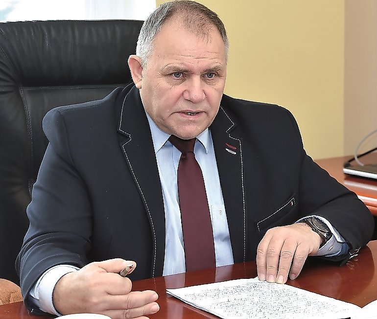 Premier wyznaczyła termin wyborów w Dobrczu