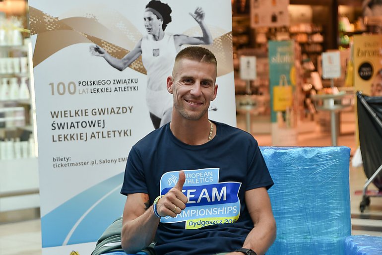 Marcin Lewandowski pobił rekord Polski na jedną milę. Zobacz bieg