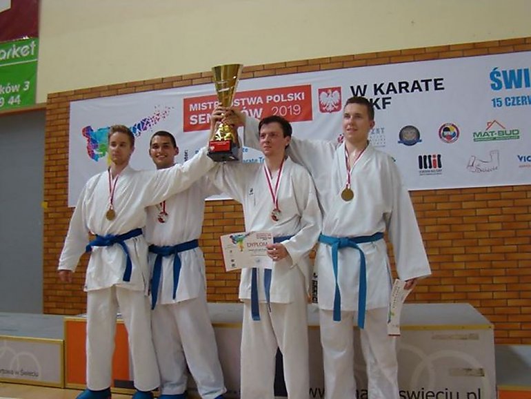 Sukces bydgoskich karateków na mistrzostwach Polski seniorów