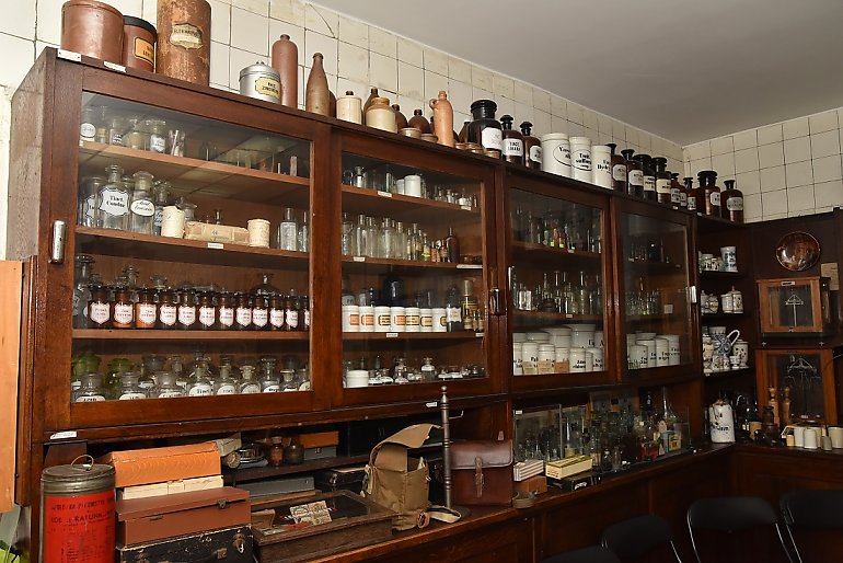 Muzeum Okręgowe przejęło zbiory Muzeum Farmacji