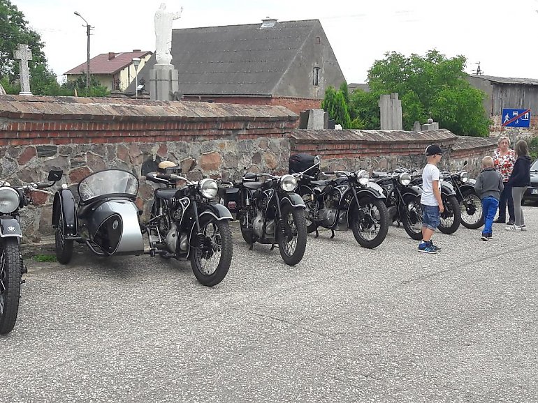 Motocykliści w Borach Tucholskich. Zlot z historią w tle [ZDJĘCIA]