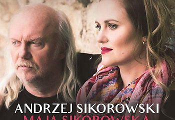 Andrzej Sikorowski i Maja Sikorowska z zespołem